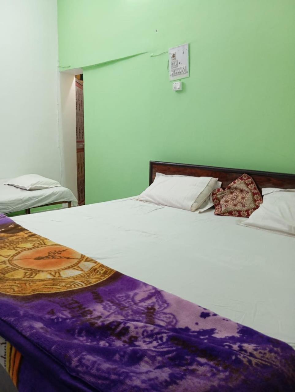 Luv Kush Homestay *